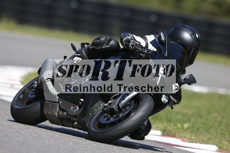 /Archiv-2025/48 25.08.2025 Cornu Master School ADR/rot-rouge/34